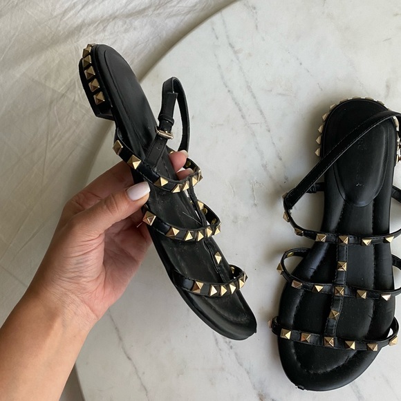 Gold studded MARC FISHER SHOES - Picture 4 of 4